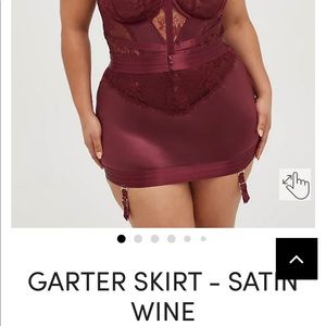 Torrid Garter Skirt in satin wine 4X